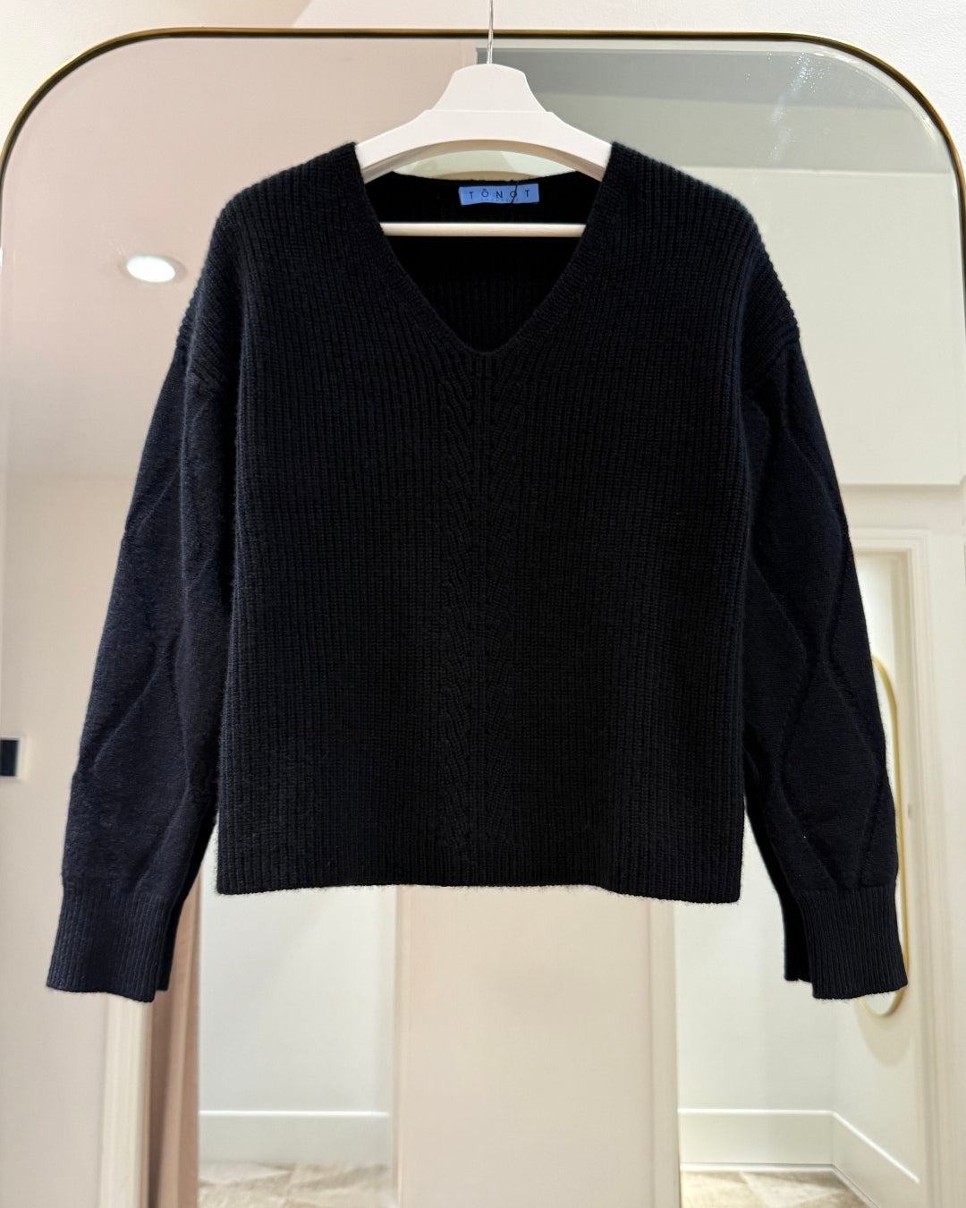 Diamond Stitch V Neck Cashmere Sweater