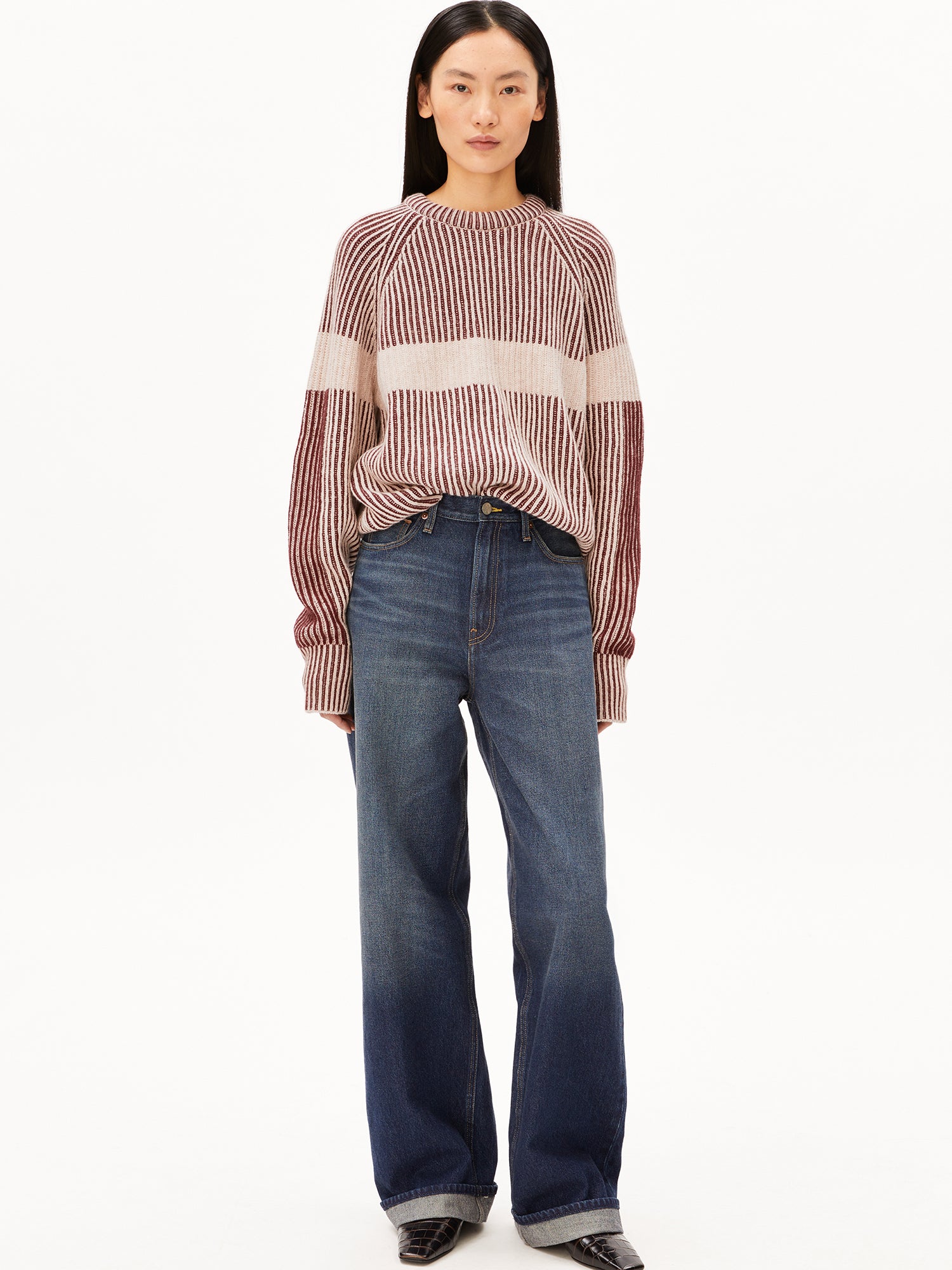 Rib Artwork Knit Sweater