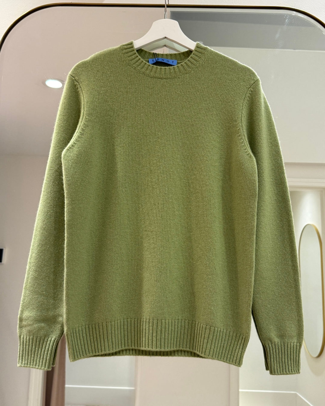 Round Neck Cashmere Sweater