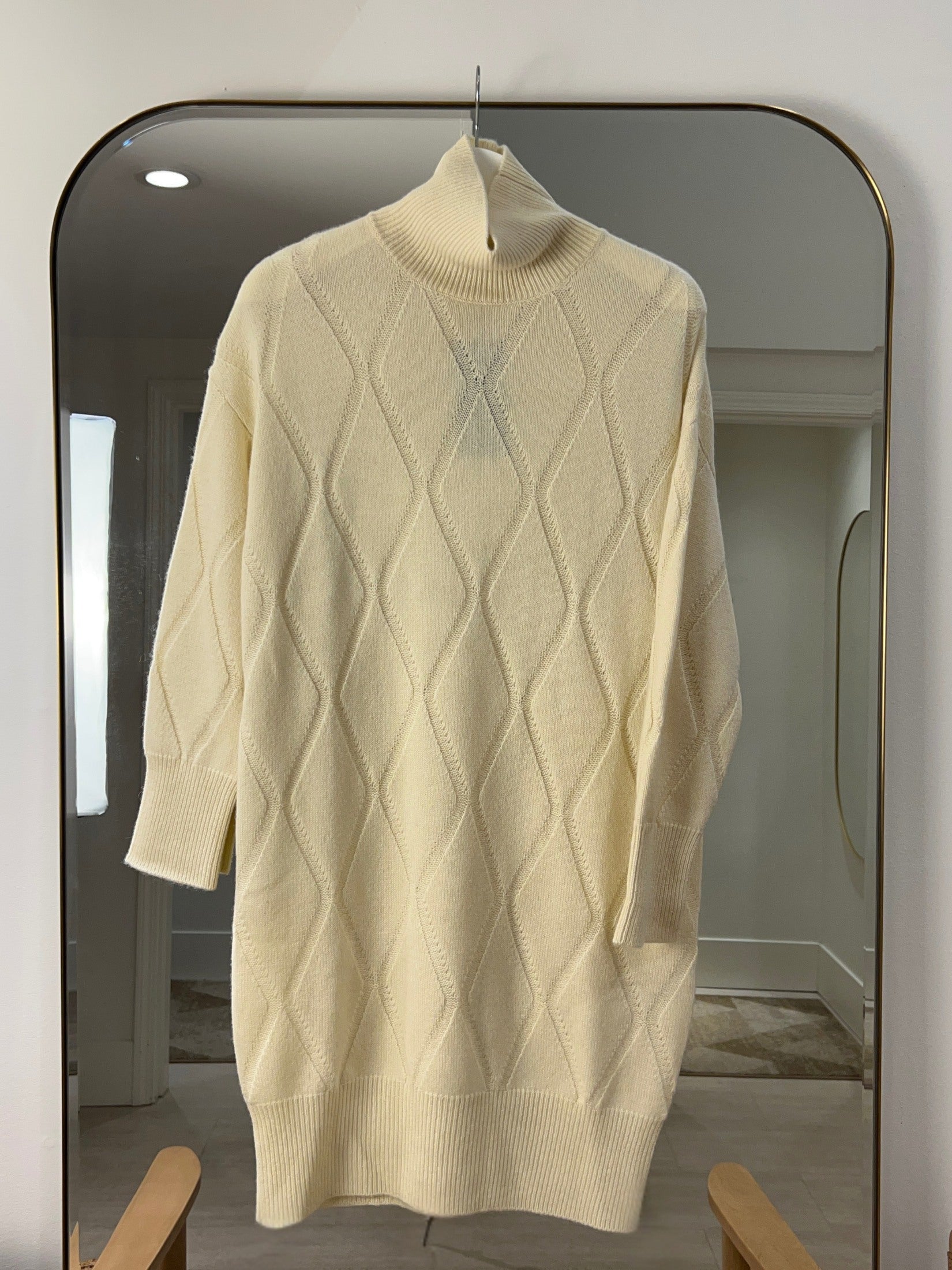 Cashmere Diamond Stitch Turtle Neck Dress