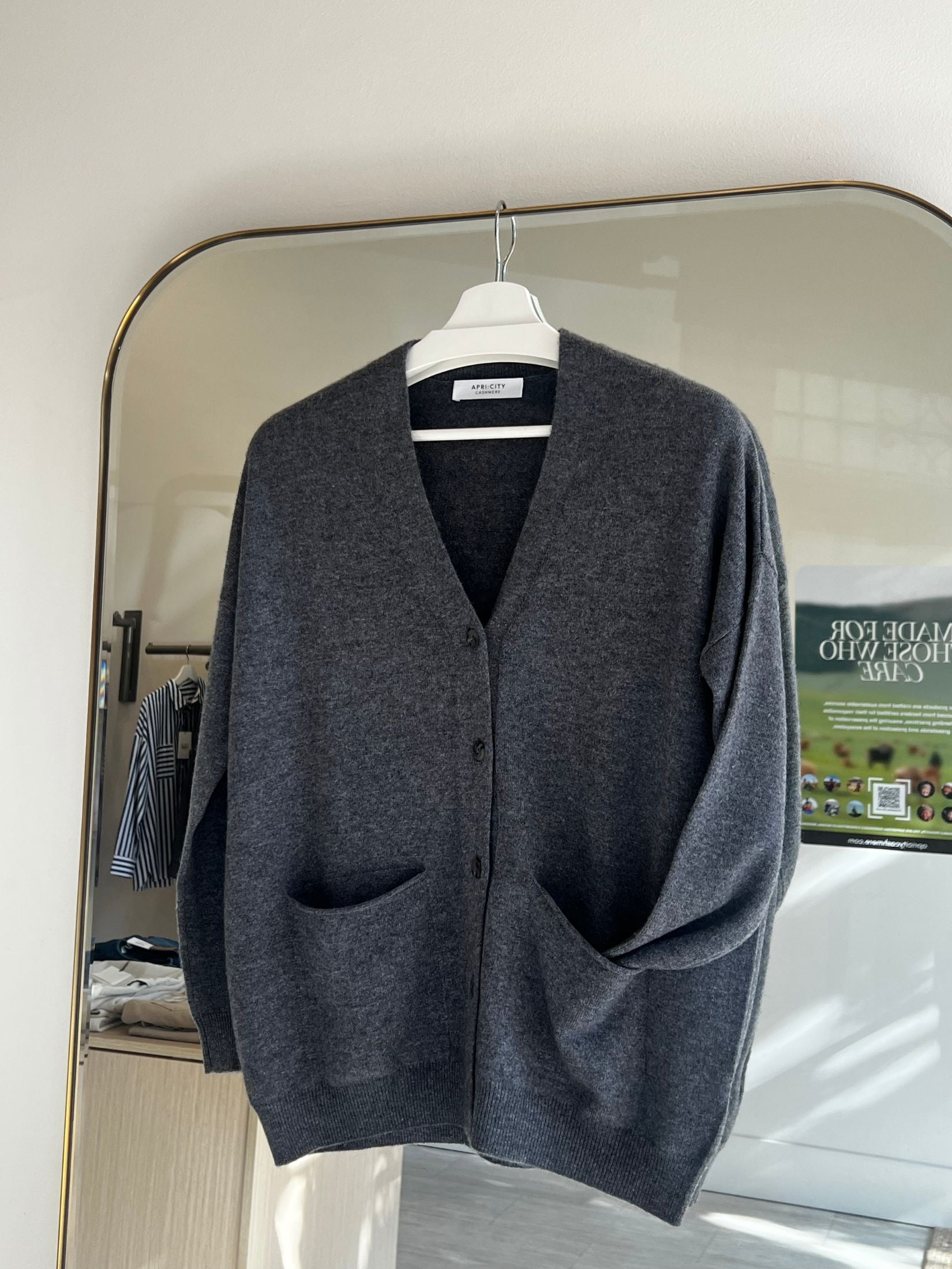 Cashmere Loose Pocket Cardigan