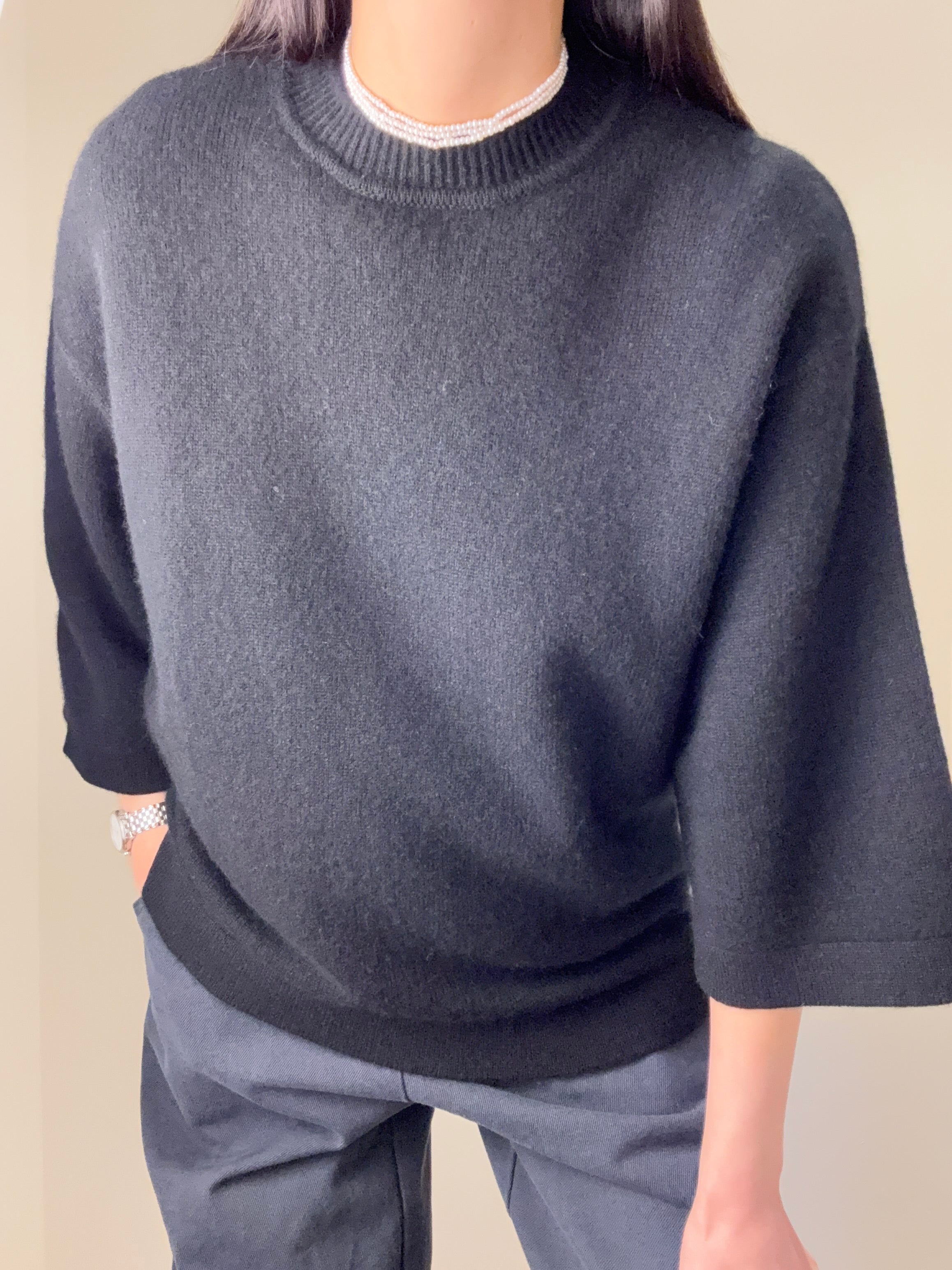 Quarter Sleeve Loose Cashmere Sweater