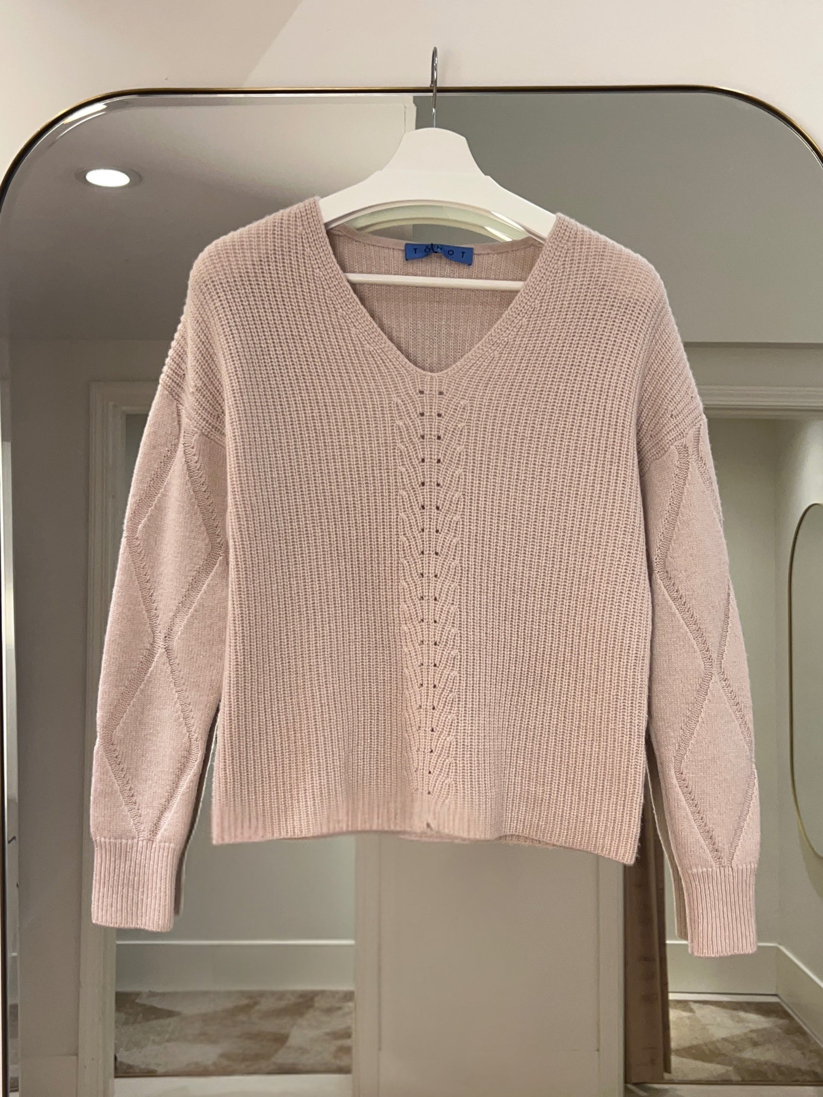 Diamond Stitch V Neck Cashmere Sweater