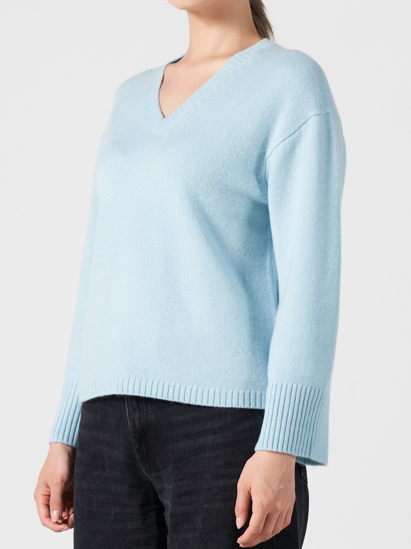 V-neck Cashmere Sweater