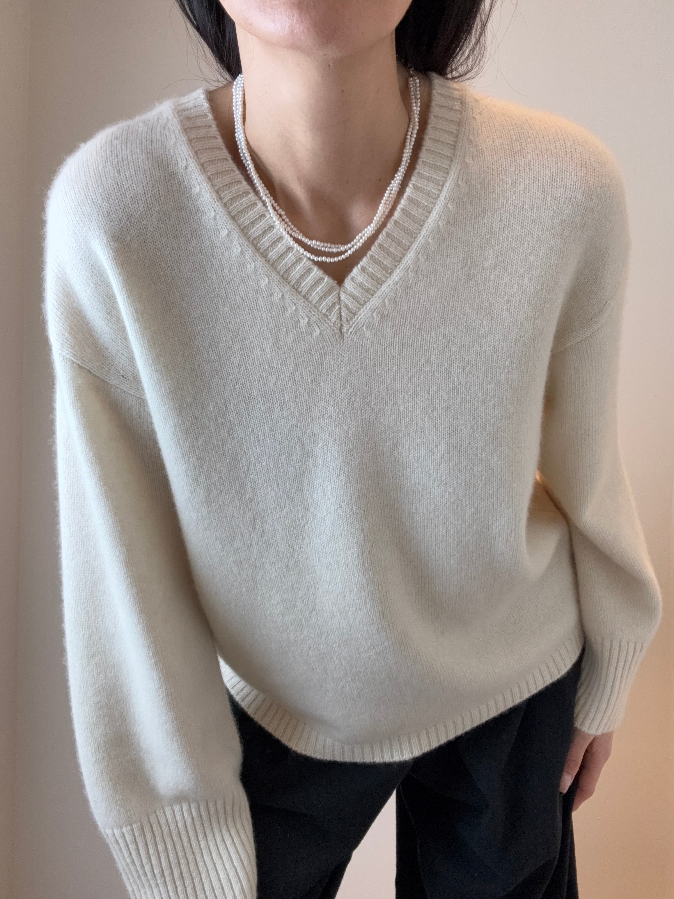 V-neck Cashmere Sweater