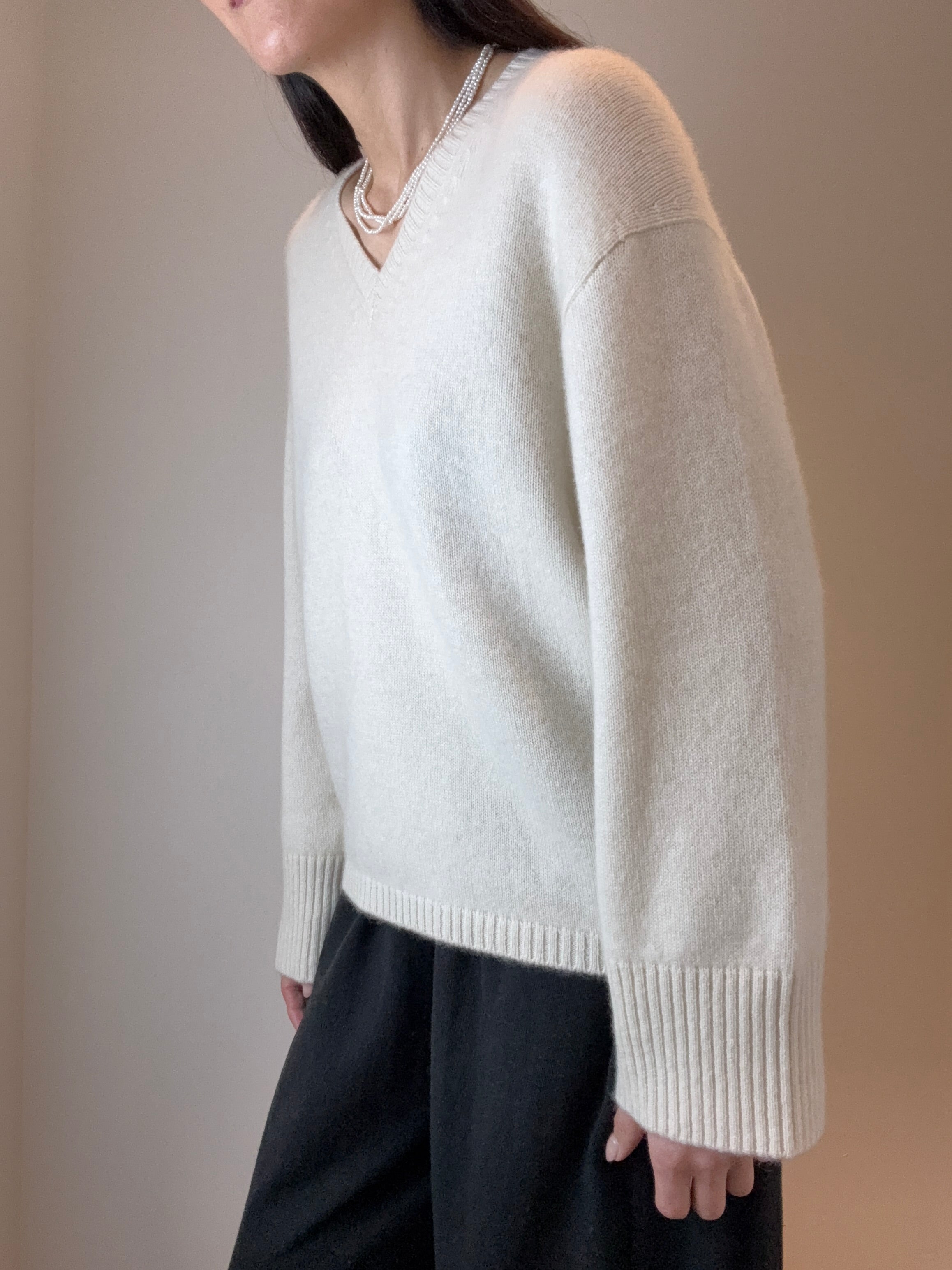 V-neck Cashmere Sweater