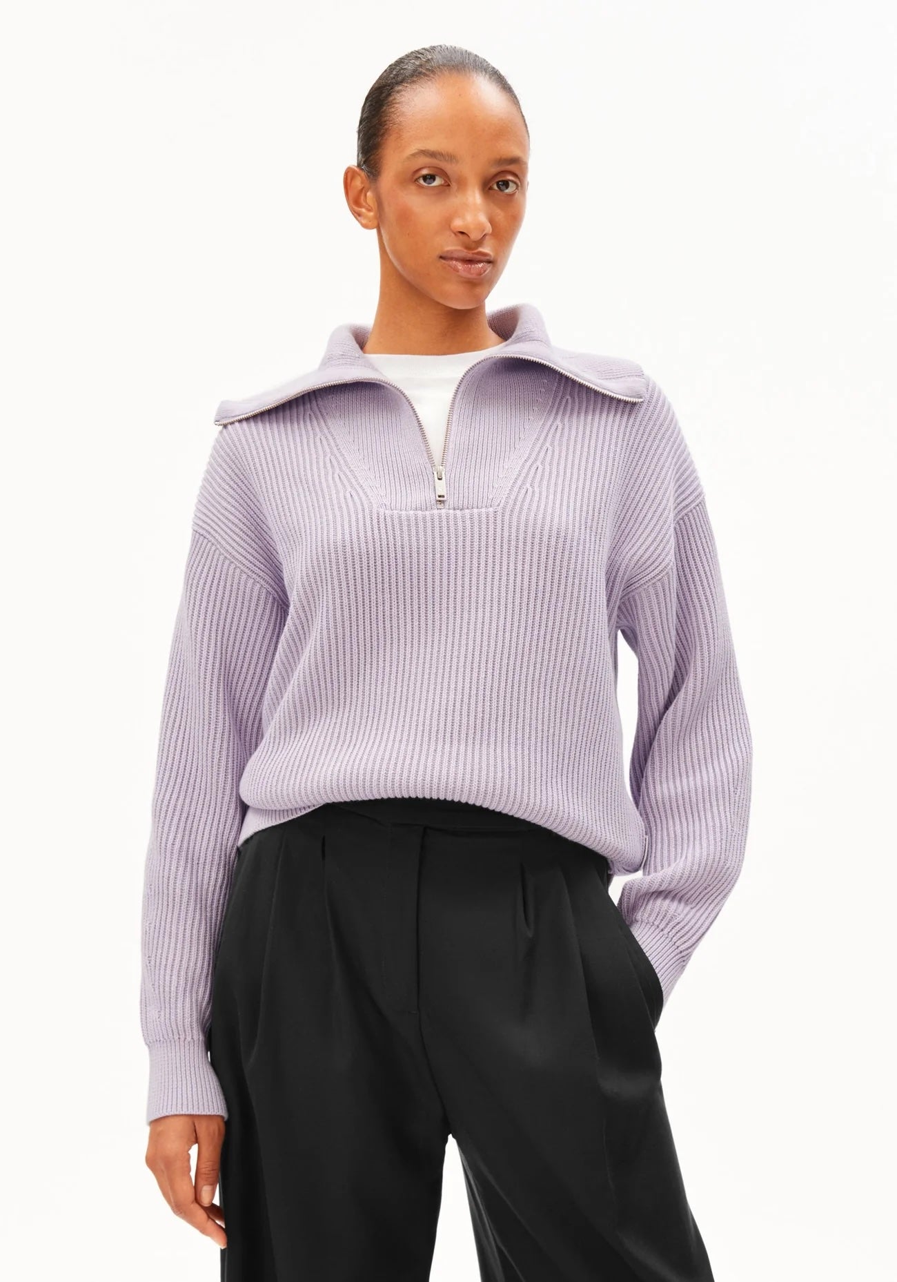 Vanisé Rib Knit Half-Zip Sweater