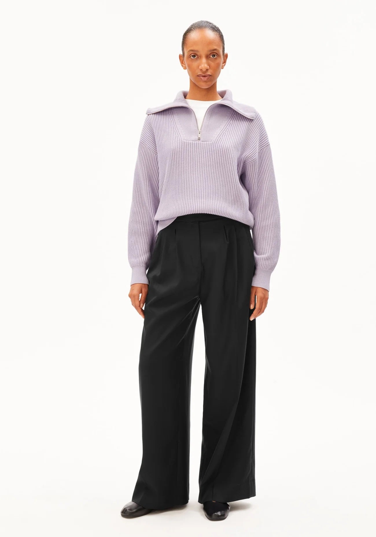 Vanisé Rib Knit Half-Zip Sweater