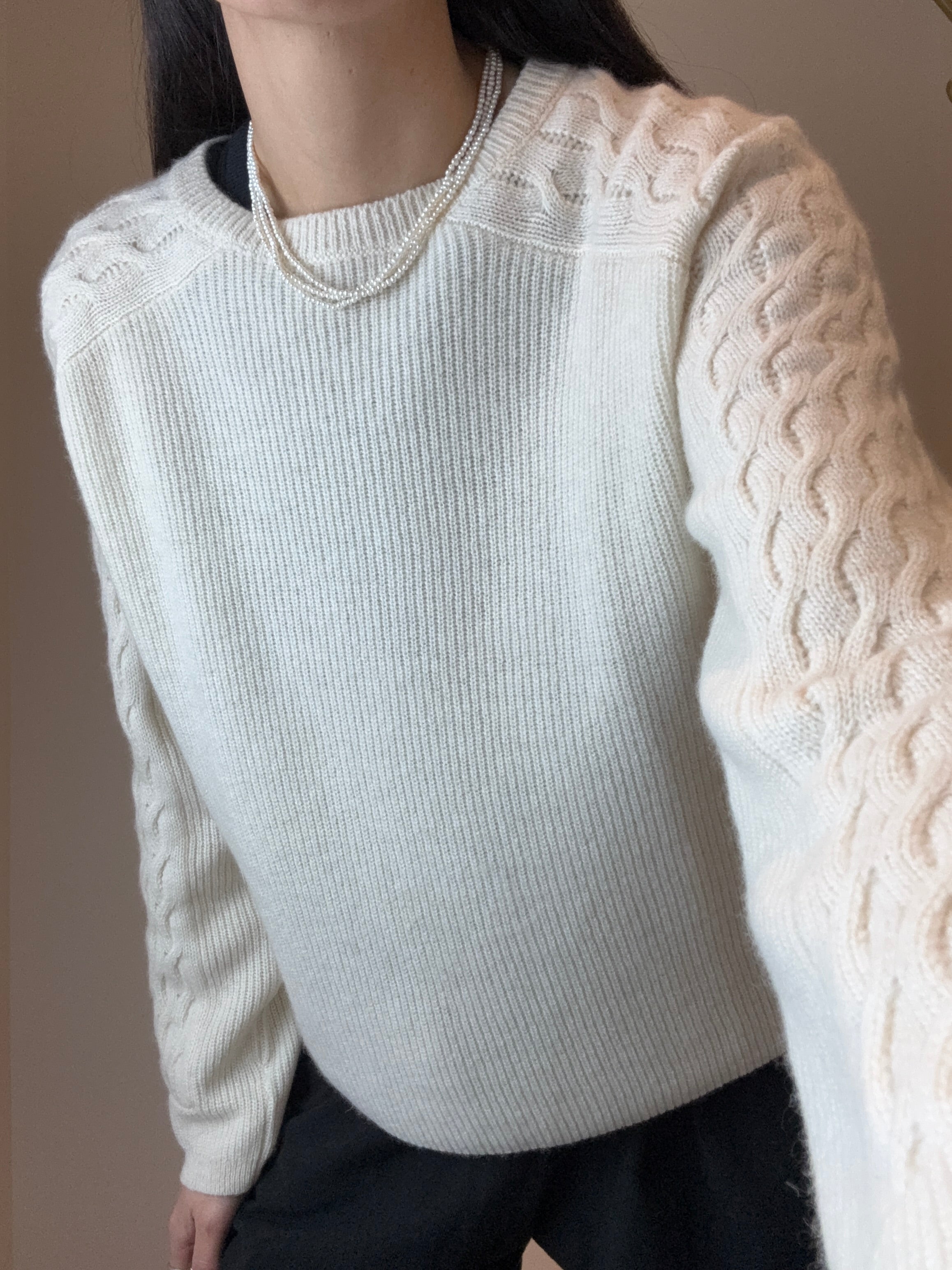 Cashmere Cable Knit Round Neck