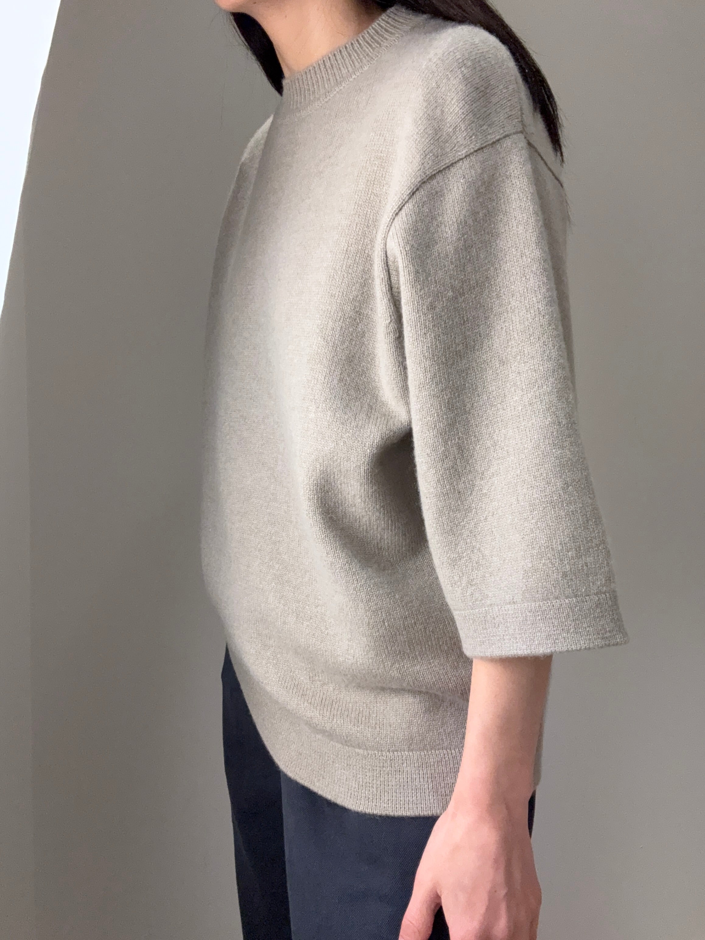 Quarter Sleeve Loose Cashmere Sweater