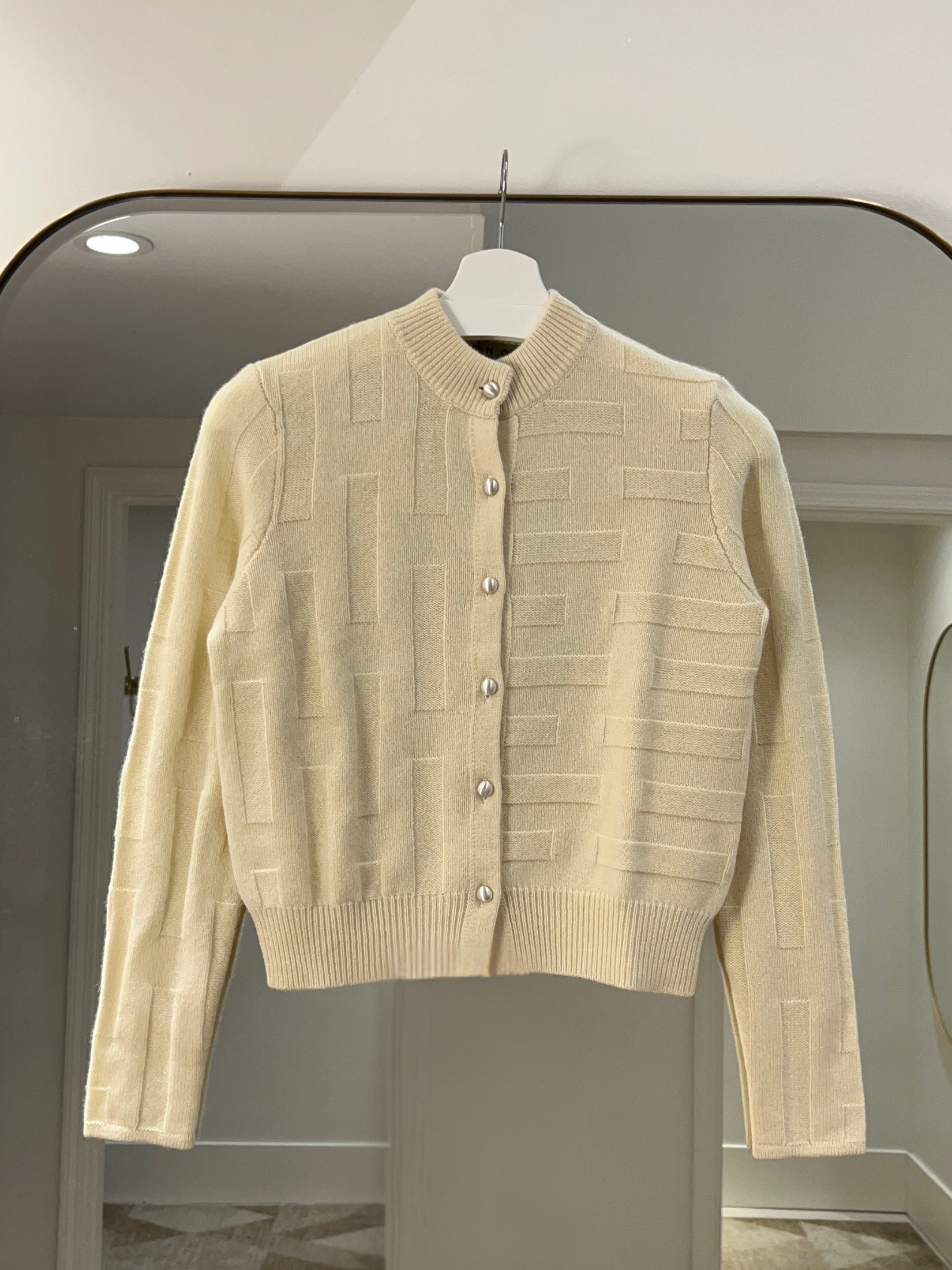 Rectangle Stitch Crop Button Cashmere Cardigan