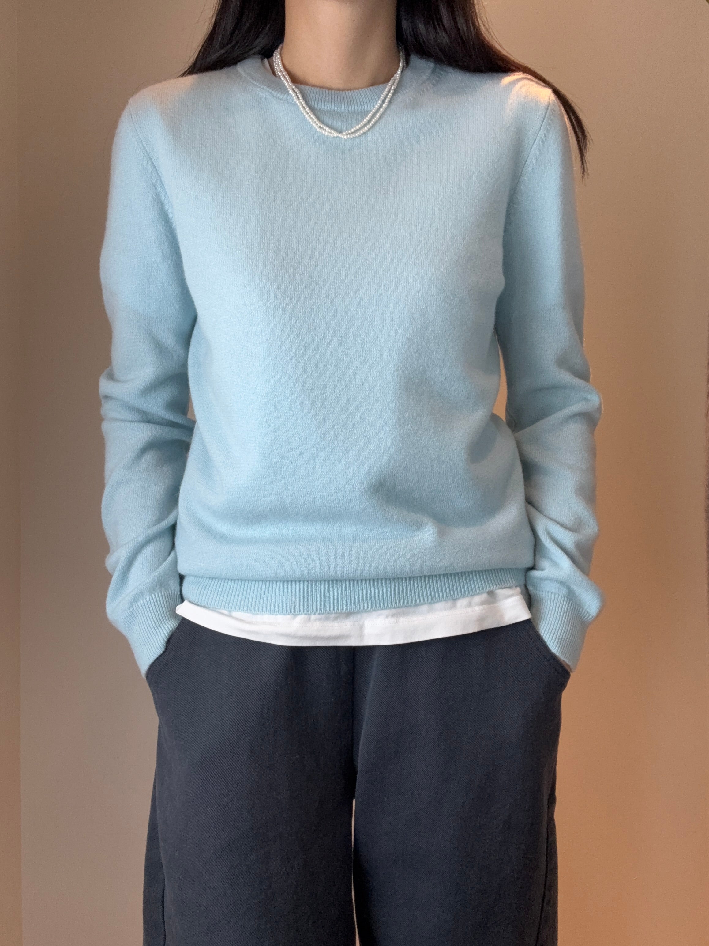 Essential Cashmere Round Neck Sweater