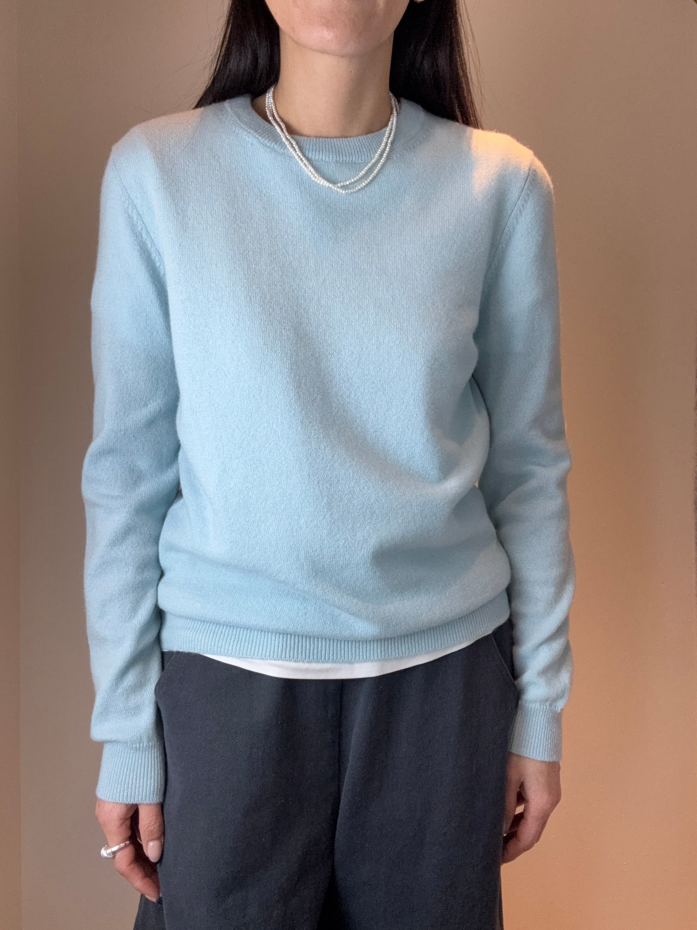 Essential Cashmere Round Neck Sweater