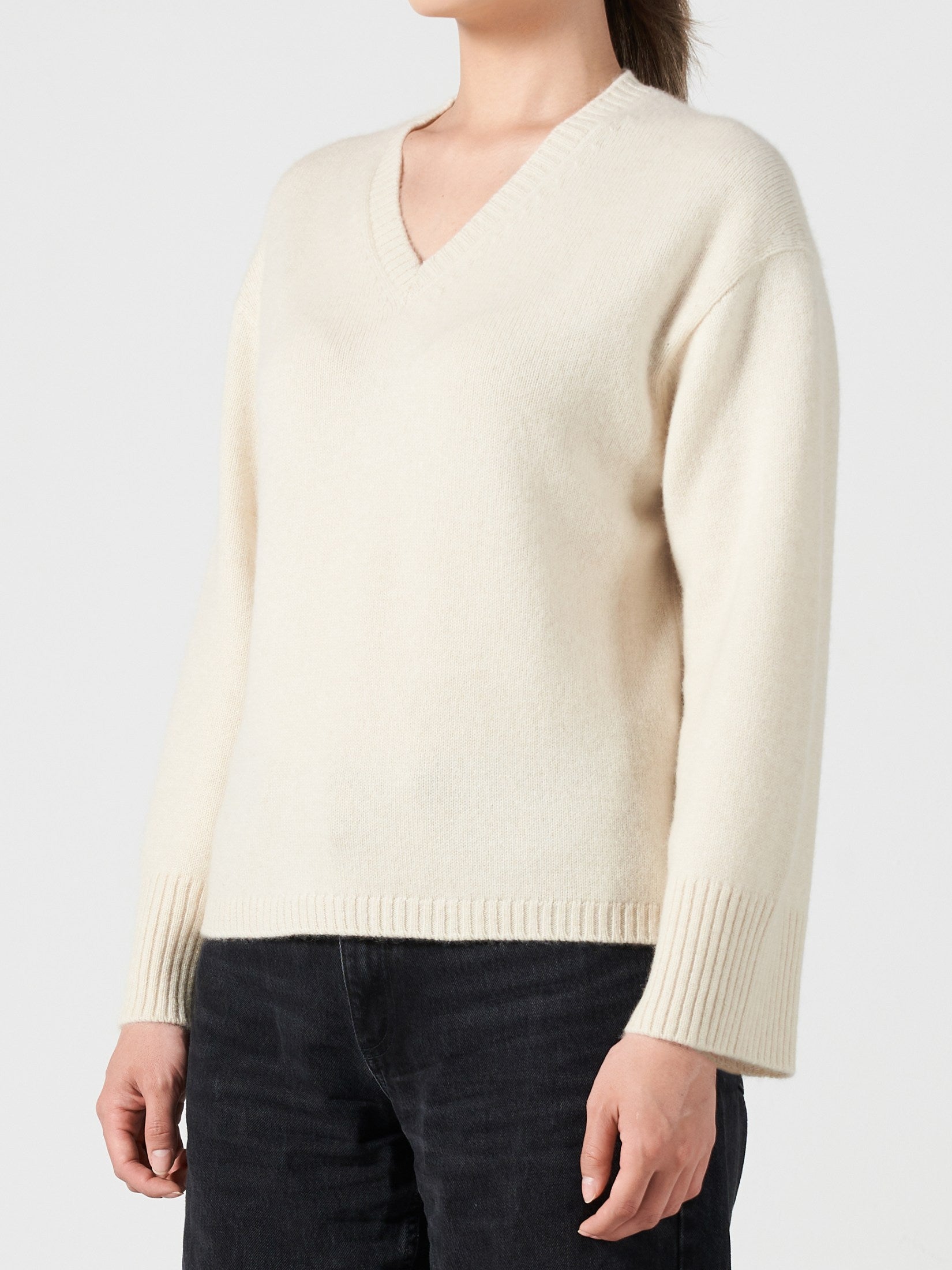 V-neck Cashmere Sweater