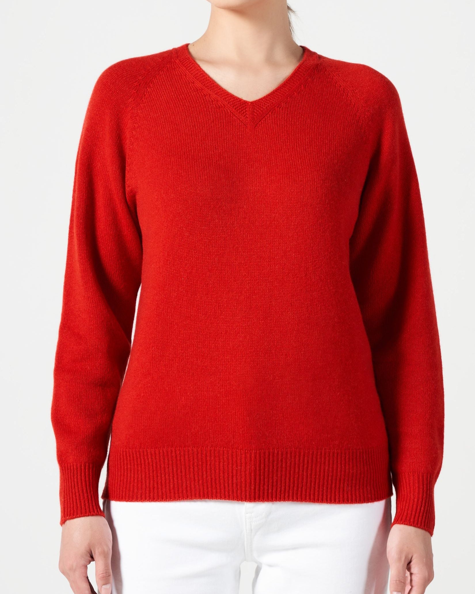 Essential Cashmere V-Red