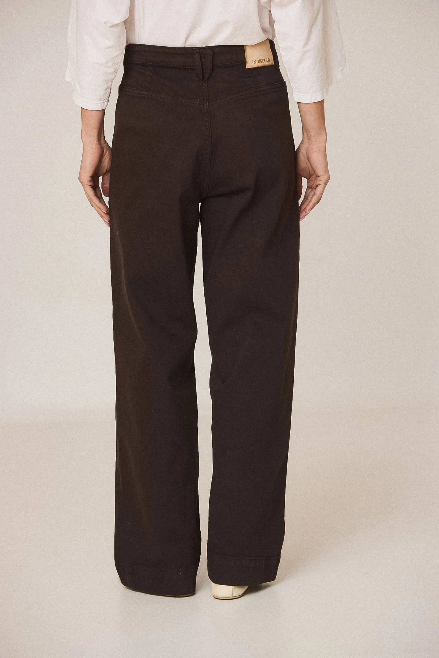 Wide-Leg Cotton Pants