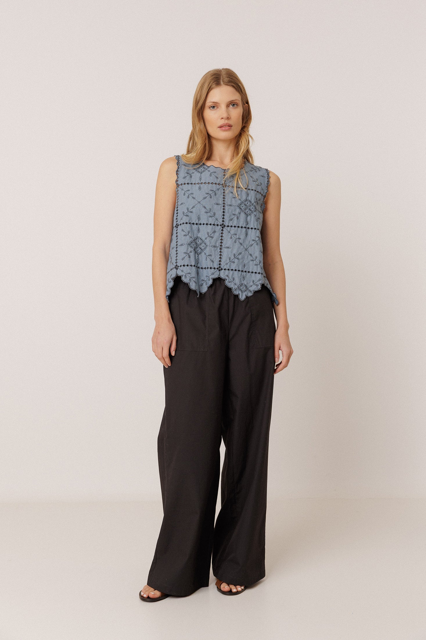 Elastic Poplin Pants