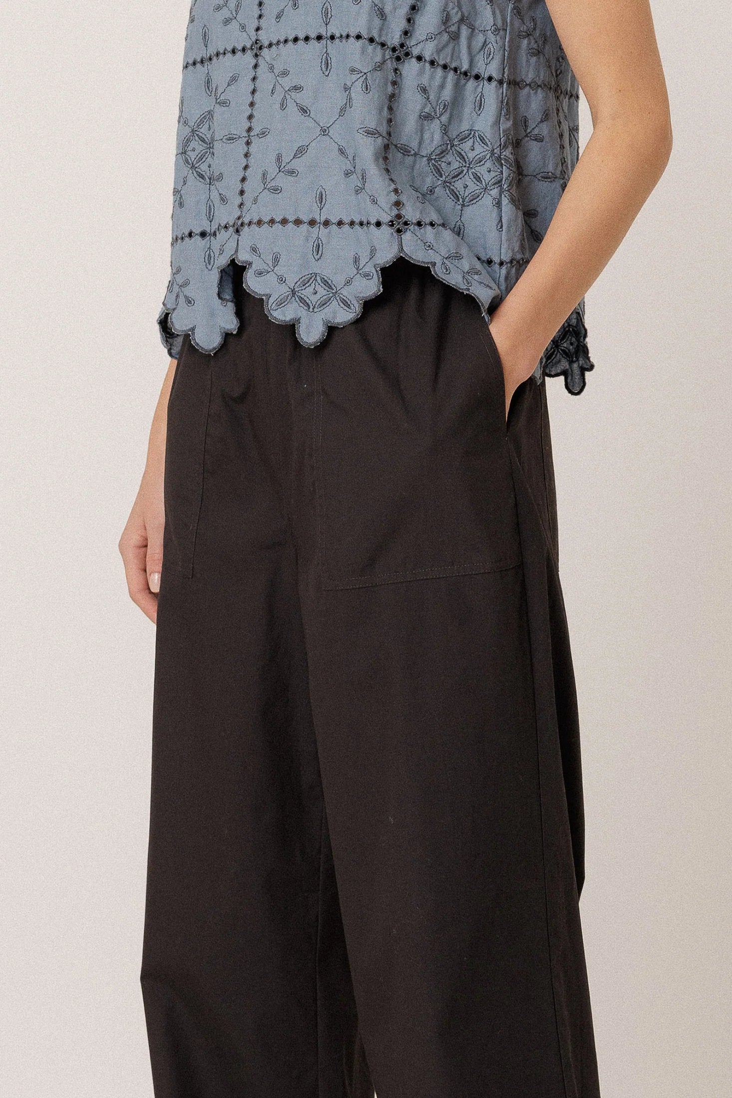 Elastic Poplin Pants